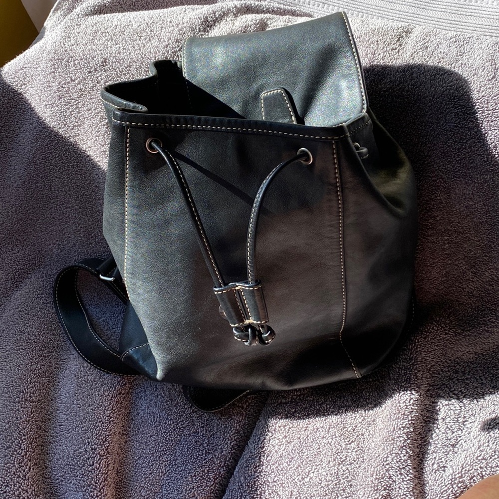 Coach vintage backpack, in stellar condition- wants a forever home😊